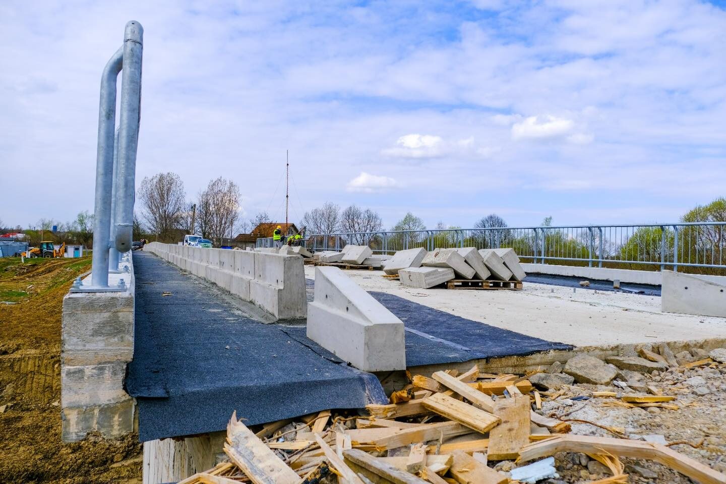 image-1774257482-7fe35f57