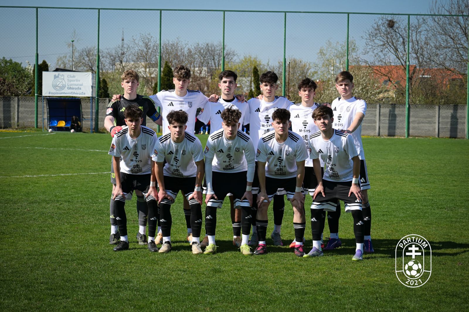 image-1775068313-b94c5739