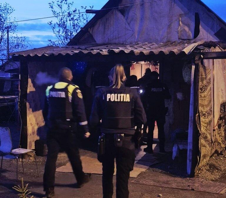 SIGURANȚĂ Razii cu mascați în cartierul Sătmărel din Satu Mare