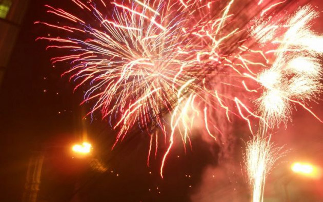 Focuri de artificii și lasere, surpriza Primăriei Zalău în noaptea de Anul Nou