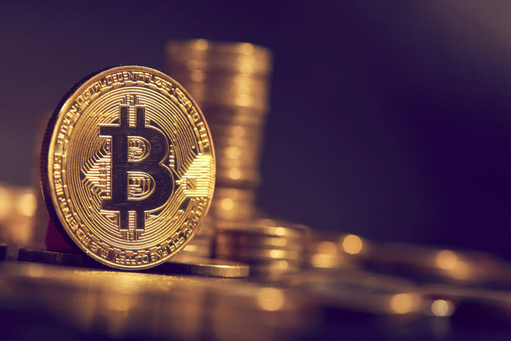 de ce nu mai mulți oameni investesc în bitcoin
